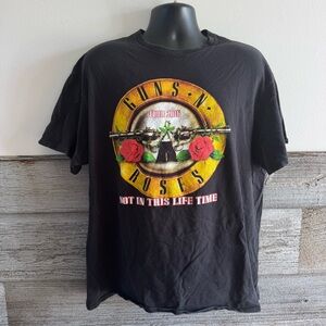 Guns N' Roses "Not In This Lifetime..." Tour 2016 T-shirt Size L/XL (H1)
